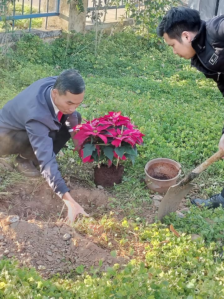 PHONG TRÀO TRỒNG CÂY NHÂN DỊP NĂM MỚI 2023 TẠI TRƯỜNG TH-THCS XÃ ĐĂK NGỌK