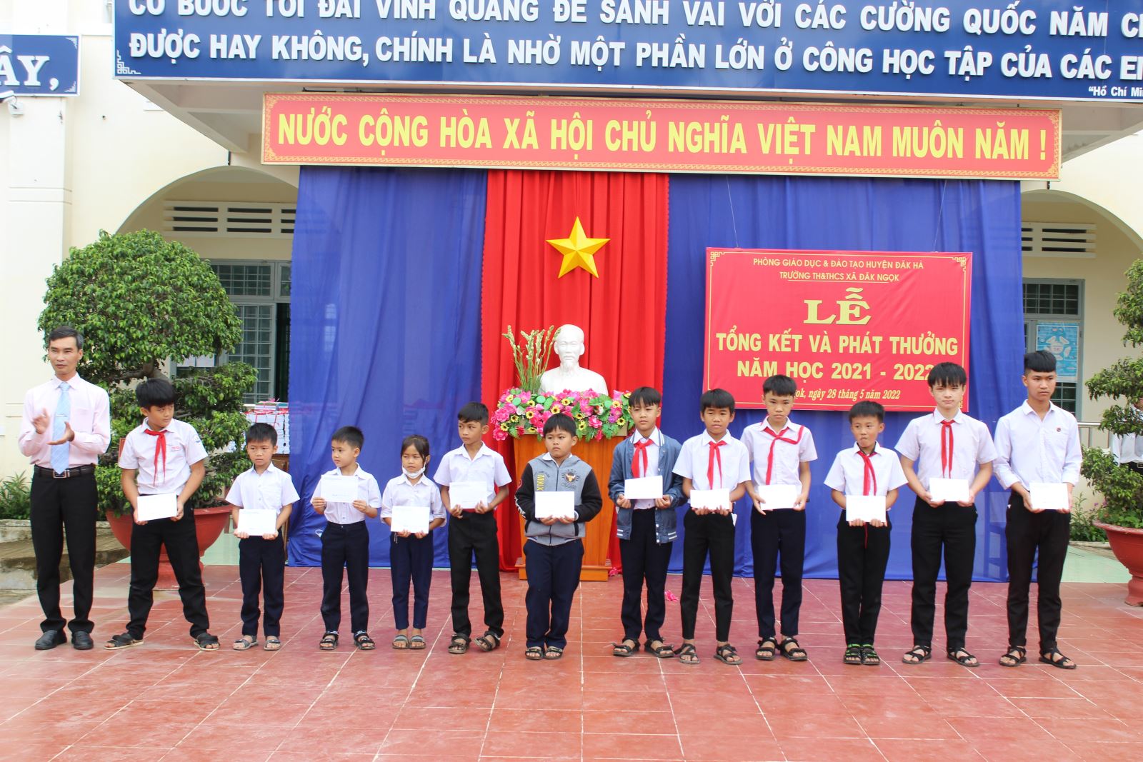 Tổng kết năm học 2021-2022
